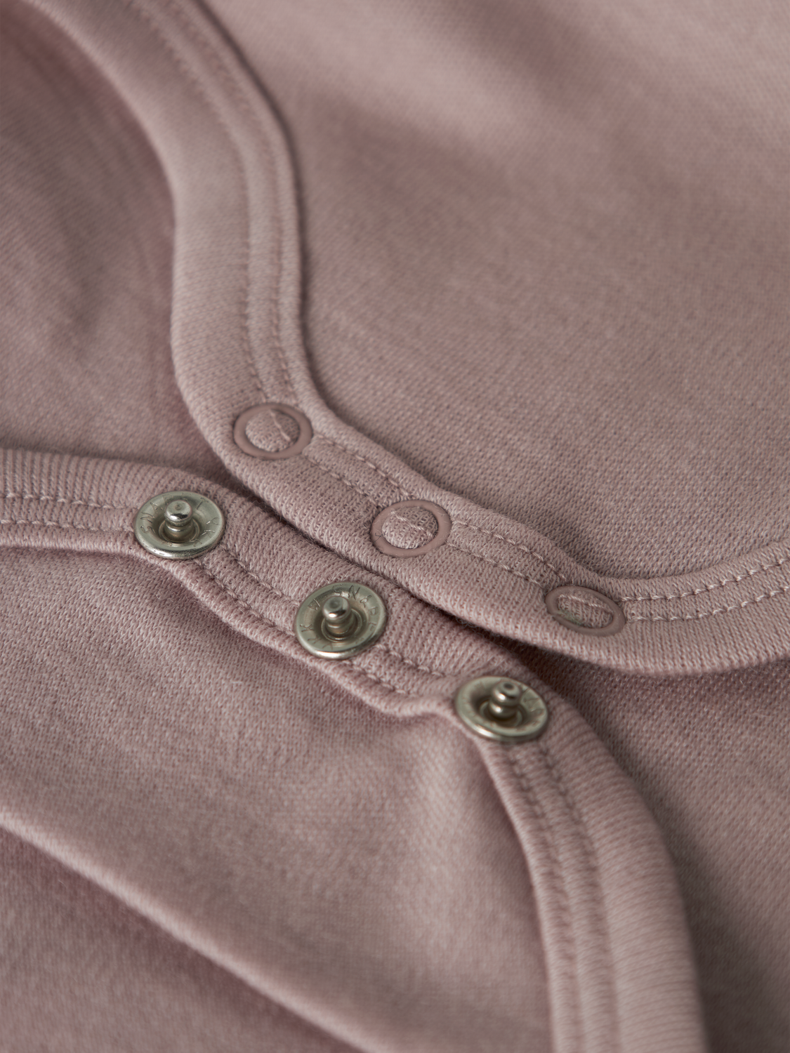 model_shot-front_full